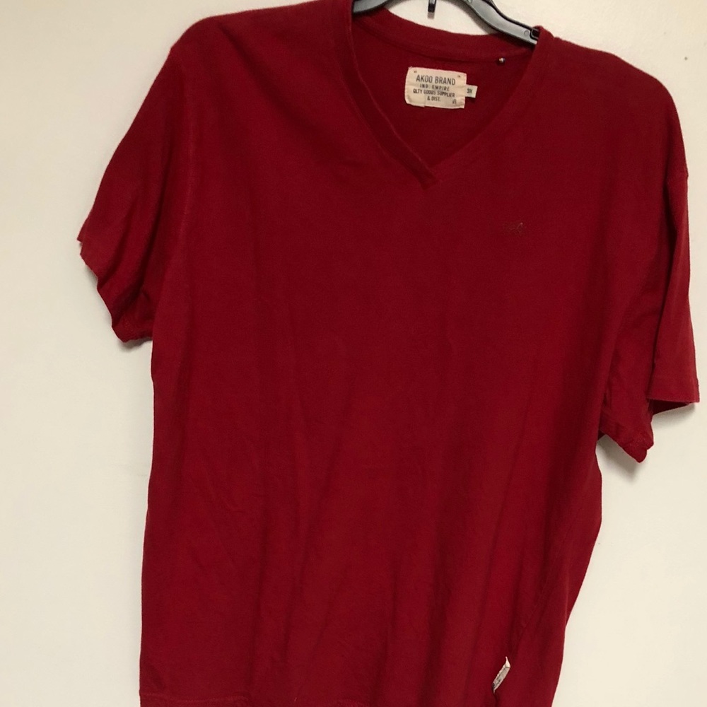 Akoo Brand Red V-Neck T Shirt Sz 3x
